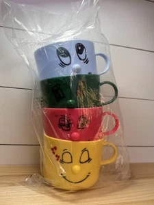 Dolce Vita Style Retro Plastic Smiley Face Anthropomorphic 3D Cups Set Of 4 NEW - Picture 1 of 7