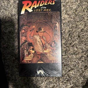 Indiana Jones: Raiders Of The Lost Ark (1981) VHS Tape - Sealed WM - Picture 1 of 7