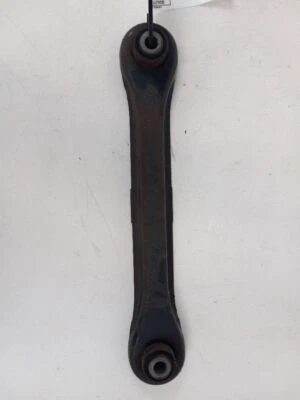 Brazo de control inferior trasero derecho se adapta a MAZDA CX-7 2007 - 2012 Foto 1 de 4