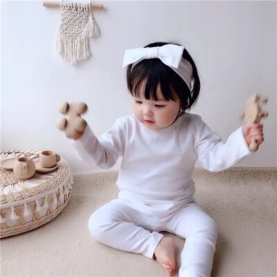 Top de algodón unisex para bebé Foto 1 de 4