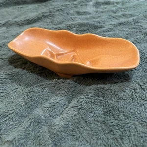 McCoy Pottery 16 01 Ceramic Pottery Planter Dish With Original Price On Bottom - Picture 1 of 6