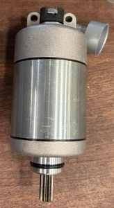 Starter Motor Assembly For Yamaha MT-09 FZ-09 2014 2015 2016 2017 2018 - Picture 1 of 4