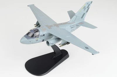 HA4912 Hobby Master S-3B Viking 1/72 Model AB705 USN VS-32 Maulers - Image 1 of 2