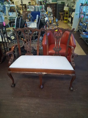 Antique Chippendale Settee Mahogany - Image 1 of 4