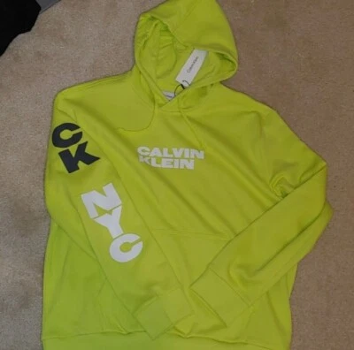 Sudadera con Capucha Calvin Klein Para Hombre Polar Logo MEDIANA NUEVA CON ETIQUETAS $80.00 Foto 1 de 4