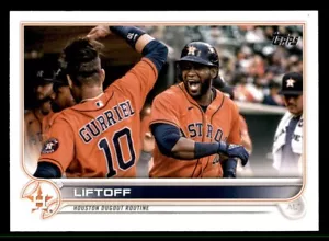 2022 Topps Series 1 #110 'Liftoff' Houston Astros Team Card - Picture 1 of 3