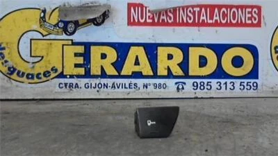 Interruptor Cierre Centralizado Peugeot 307 Break / Sw (S1)(04.2002->06.2005) 1 - Imagen 1 de 2