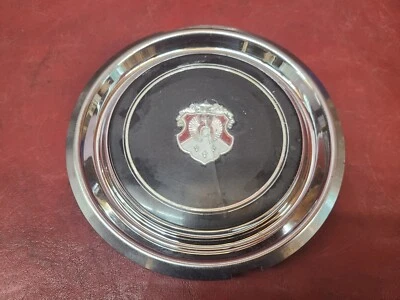 1985 1986 Oldsmobile 98 88 Wire Wheel Hubcap Lock Nut Cover - Image 1 of 4