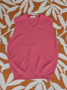 Johnstons of Elgin Medium Pink 100% Wool Sleeveless Vest V-neck Sweater Vest - Picture 1 of 9