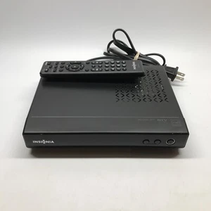 Insignia NS-DXA1-APT Digital To Analog Converter Box W/Remote - Picture 1 of 6