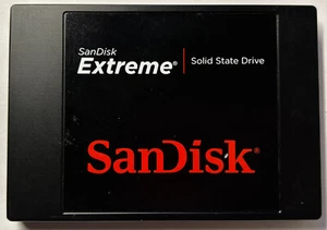 SanDisk Extreme 120GB 2.5" Sata III Solid State Drive SDSSDX-120G - Picture 1 of 2