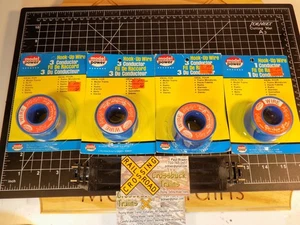 HO Model Power Set/4 Wire Spools 35' three 3 conductor, one 1 conductor (072427) - Picture 1 of 10