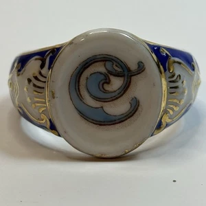Anillo Servilletero Porcelana Neo-Rocco Pergamino Azul París c 1870 Sin Marca Letra C - Imagen 1 de 5