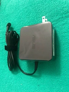 Asus AC Power Charger 65W 19V 3.42A ( CONNECTOR 5*5x 2*5 mm ) - Picture 1 of 1