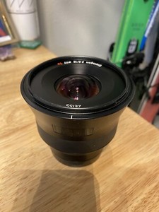 ZEISS Batis 18mm f/2.8 Lens for Sony E