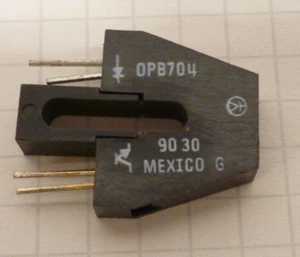 1 0 Stück - Optek OPB704 Reflexlichtschranke, optischer Sensor               #BT - Picture 1 of 3