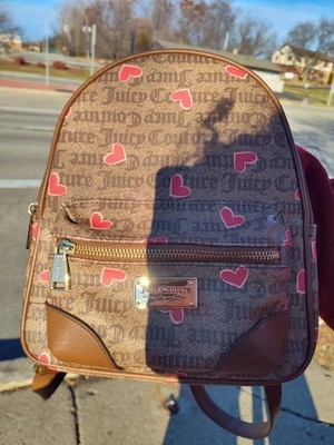 Mini Mochila Bolso Cartera Juicy Couture Corazones Amor Rojo y Rosa Foto 1 de 3