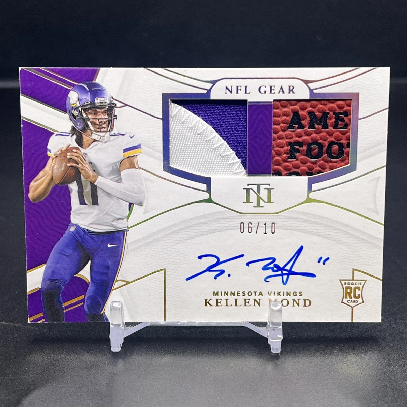 2021 National Treasures Kellen Mond NFL Gear RC Patch AUTO Gold /10 Vikings TF1