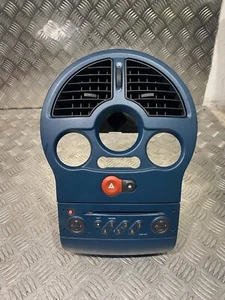 2004 RENAULT MODUS STEREO RADIO CD PLAYER WITH VENTS 8200377862 #2 - Picture 1 of 8