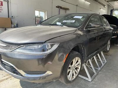 Módulo de control de carrocería usado se adapta a: Chrysler 200 2015 control de carrocería BCM LH montaje en tablero Foto 1 de 4