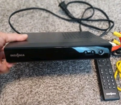 Insignia NS-DXA1 Insignia Analógico TV Convertidor Caja con Control Remoto Foto 1 de 4
