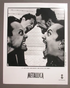 Metallica black & white 8X10 glossy promo photo 1997 SCREAMING ! - Picture 1 of 1