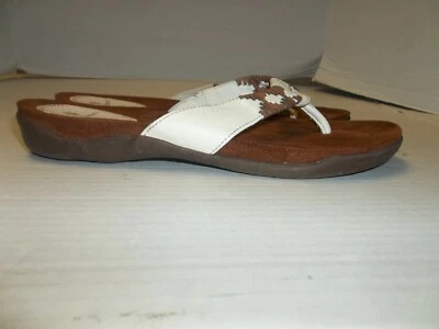 Womens Size 7.5M Ruff Hewn "Navajo" Off White Brown Flip Flop Sandals - Image 1 of 4