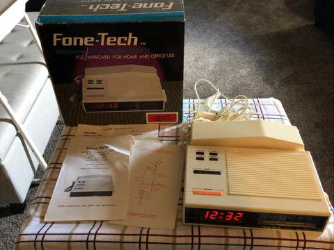 VINTAGE FONE-TECH TELEPHONE CLOCK RADIO AM/FM  NEW IN OPENED BOX Cover