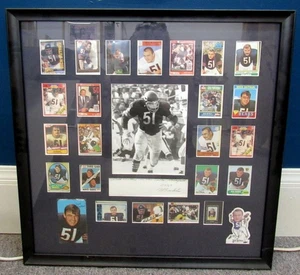 VINTAGE PARTIALLY FRAMED SIGNED CARD AND PHOTOGRAPHS OF MIKE DITKUS (EZS003081) - Bild 1 von 10