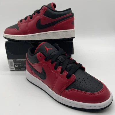Nike Air Jordan 1 Low Reverse Bred Gimnasio Rojo Guijarro Escuela Primaria Juventud 553560 605 Foto 1 de 4