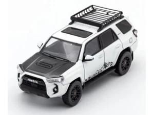 TOYOTA 4-Runner - blanco - GCD 1:64 - Imagen 1 de 6