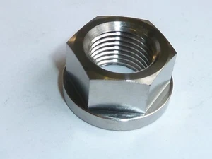 Kawasaki Ninja 250R 2008 - 2012 Hinterachse Flanschmutter Titan Schwingarm B19K - Bild 1 von 7