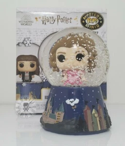 Funko Mystery Minis + Caja: Harry Potter Snowglobe - Hermione "Yule Ball" - Imagen 1 de 9