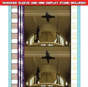 Matrix : Reloaded - Neo jumps from balcony! - 35mm 5 Cell Film Strip 013 - Picture 1 of 4