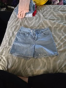 Royalty Shorts Womens 8 Blue Light Wash Cut Off High Rise Casual C1 - Picture 1 of 5