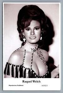 Raquel Welch, (C) Swiftsure 1 Postcard year 2000 modern print A1332/1 - Picture 1 of 2