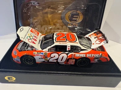 Tony Stewart #20 Home Depot / Shrek 2 2004 Monte Carlo ELITE #465 of 1,500 New - Image 1 of 4