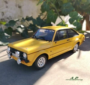 modellino auto scala 1/24 ford escort rs modellini da collezione usato - Foto 1 di 7