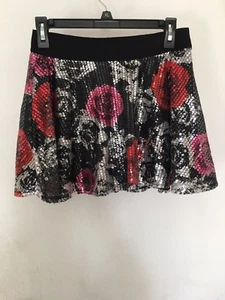 EUC GIRLS JUSTICE SILVER FLORAL SEQUENCE SKIRT SZ 14 - Picture 1 of 3