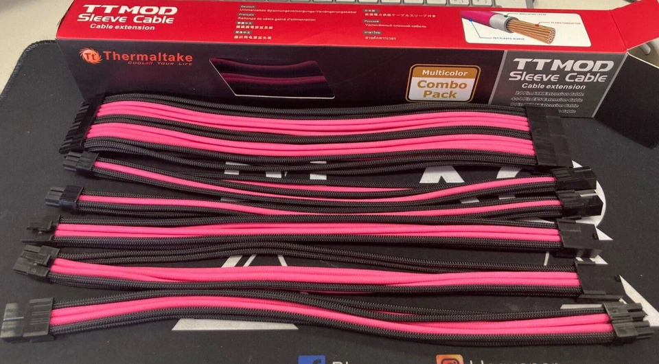 Thermaltake Kit Cavi Alimentatore Modulare Rosa Nero Fucsia - Immagine 1 di 4