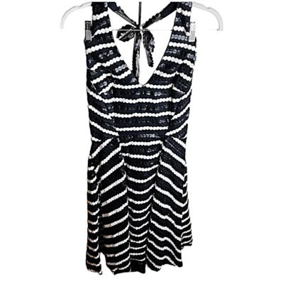 Vestido halter Eva Franco imitación cuero lunares talla 4 Foto 1 de 4