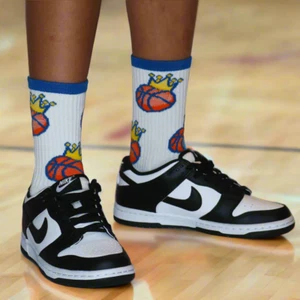King of the Court Youth Athletic Basketball Socks - Picture 1 of 3