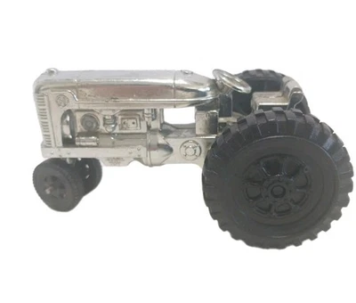 Farmall Model H 1/24 Model Silver Kiddie Toy U.S.A. "Plastic Chrome Plated?" - Image 1 of 4