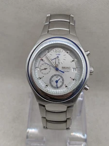 RARE Seiko Men's Watch 7T92-0BL0 Silver Dial Stainless Steel Chronograph 100M - Picture 1 of 10