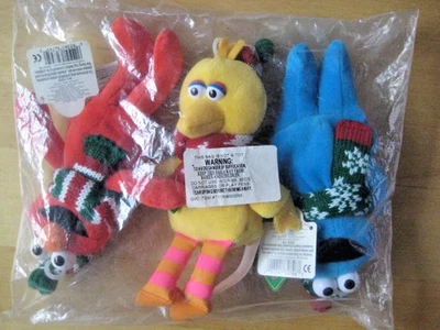 LOTE DE 3 FIGURAS VINTAGE DE INVIERNO BOLSA DE FRIJOLES CALLE SÉSAMO *NUEVAS* Foto 1 de 4