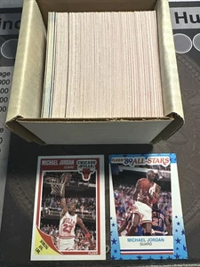 Juego completo de baloncesto Fleer 1989-90 con pegatinas casi nuevo-como nuevo Todos los Jordan - Imagen 1 de 3