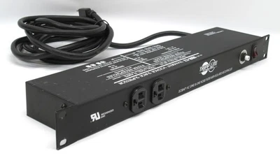 Tripp Lite IBR-12 Isobar 12-Outlet Network Server Surge Supressor 15A 105-135V - Image 1 of 2