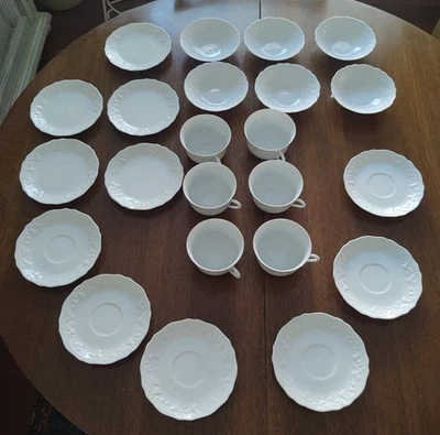 23 Piece Lot Philippe Deshoulieres Blanc De Blanc Limoges China  - Image 1 of 4