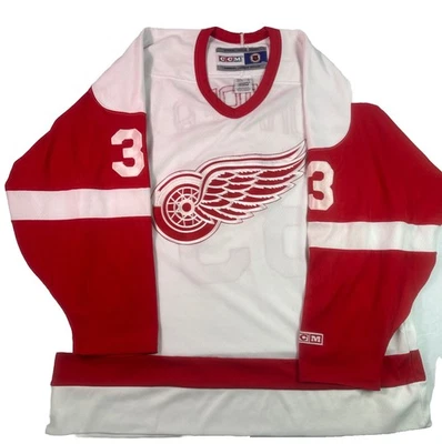 Vintage CCM Draper Detroit Red Wings NHL hockey jersey Size-XLarge Red/ White - Image 1 of 4