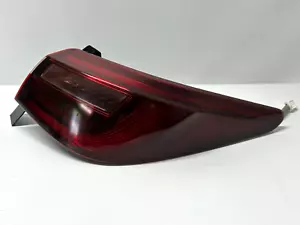 2018-2024 INFINITI Q50 FABRICANTE DE EQUIPOS ORIGINALES CONJUNTO DE LÁMPARA TRASERA LATERAL DERECHA con cubierta de ajuste - Imagen 1 de 13